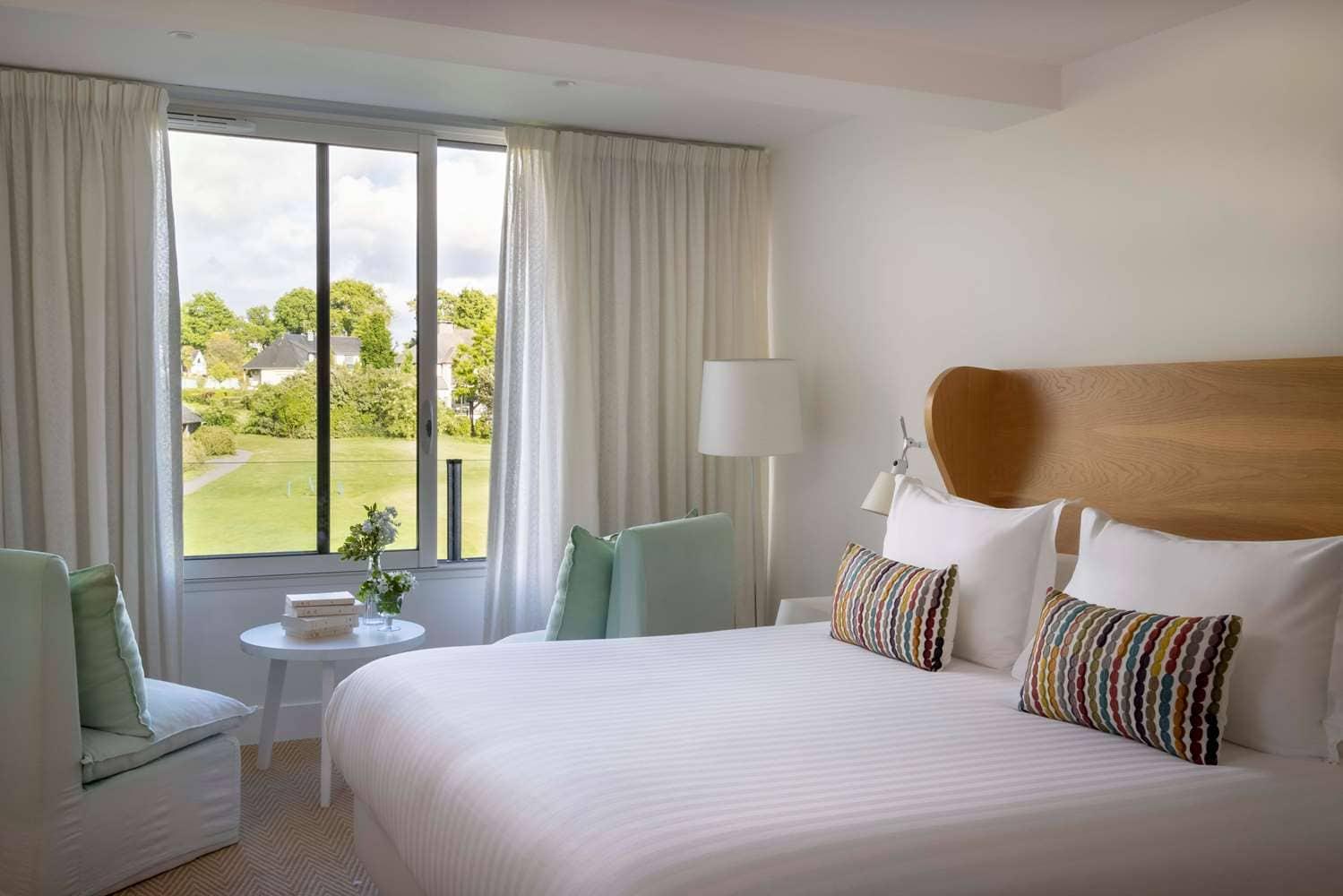 Best Western Plus Le Roi Arthur Hotel & Spa Ploërmel Dış mekan fotoğraf