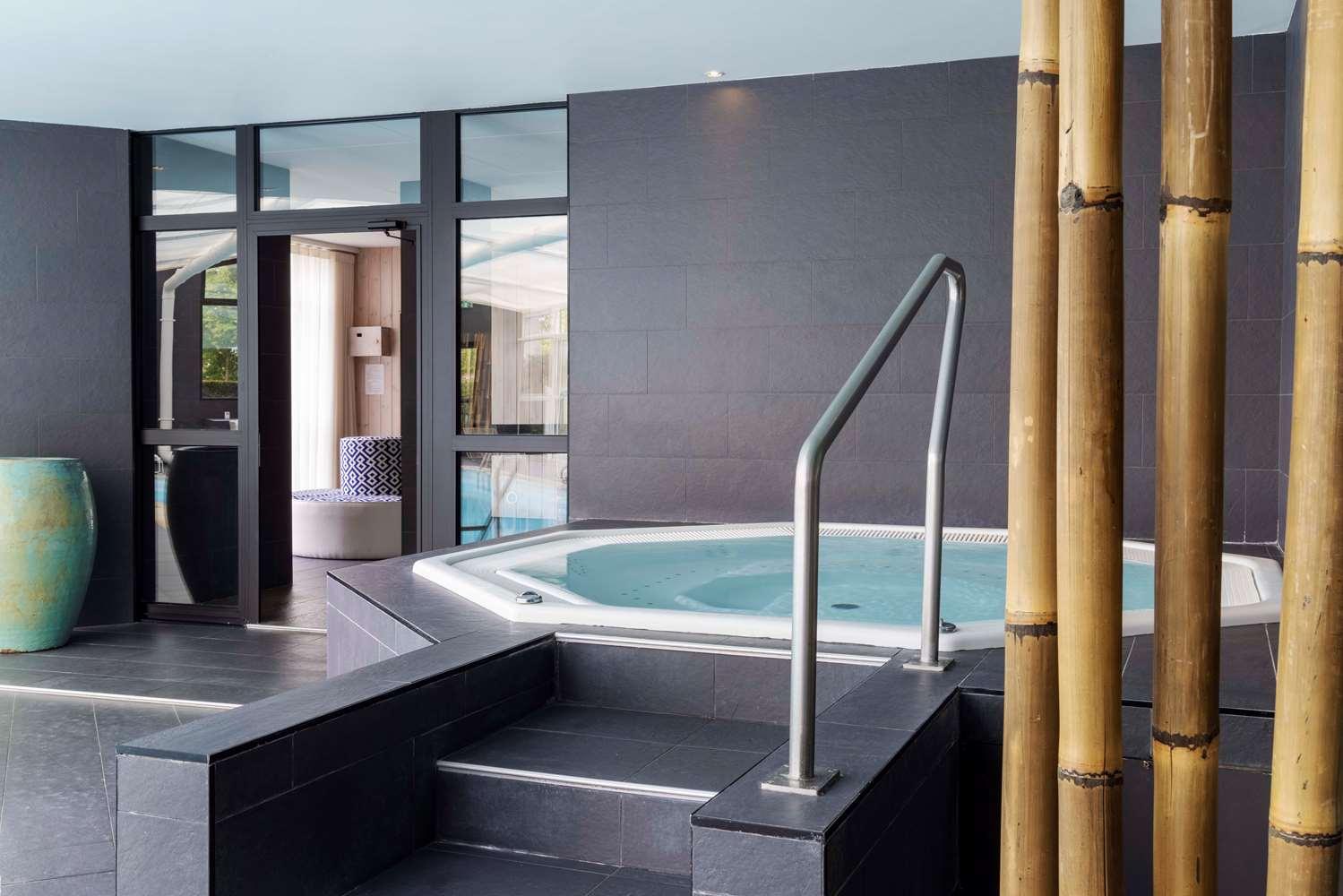 Best Western Plus Le Roi Arthur Hotel & Spa Ploërmel Dış mekan fotoğraf