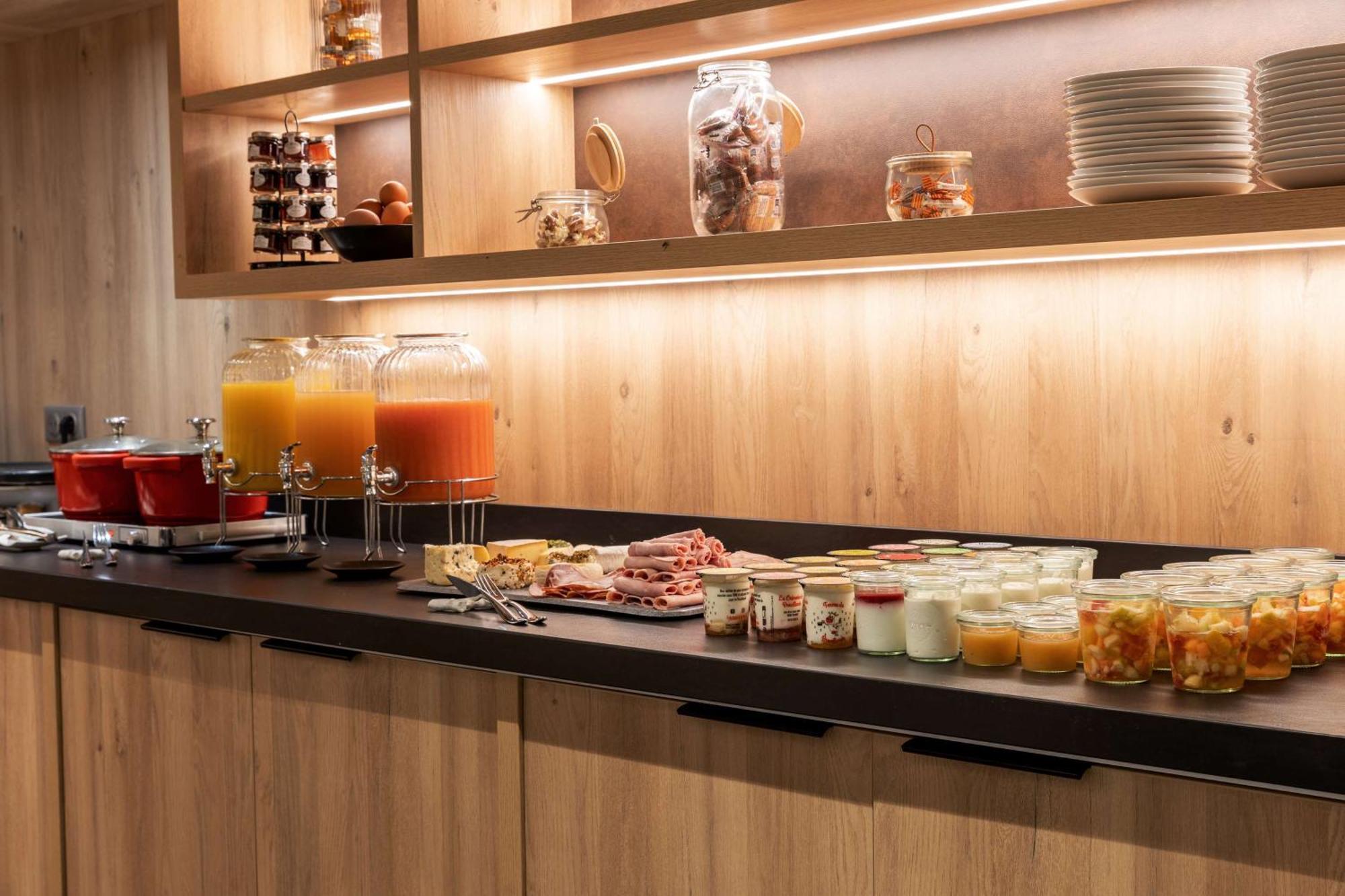 Best Western Plus Le Roi Arthur Hotel & Spa Ploërmel Dış mekan fotoğraf