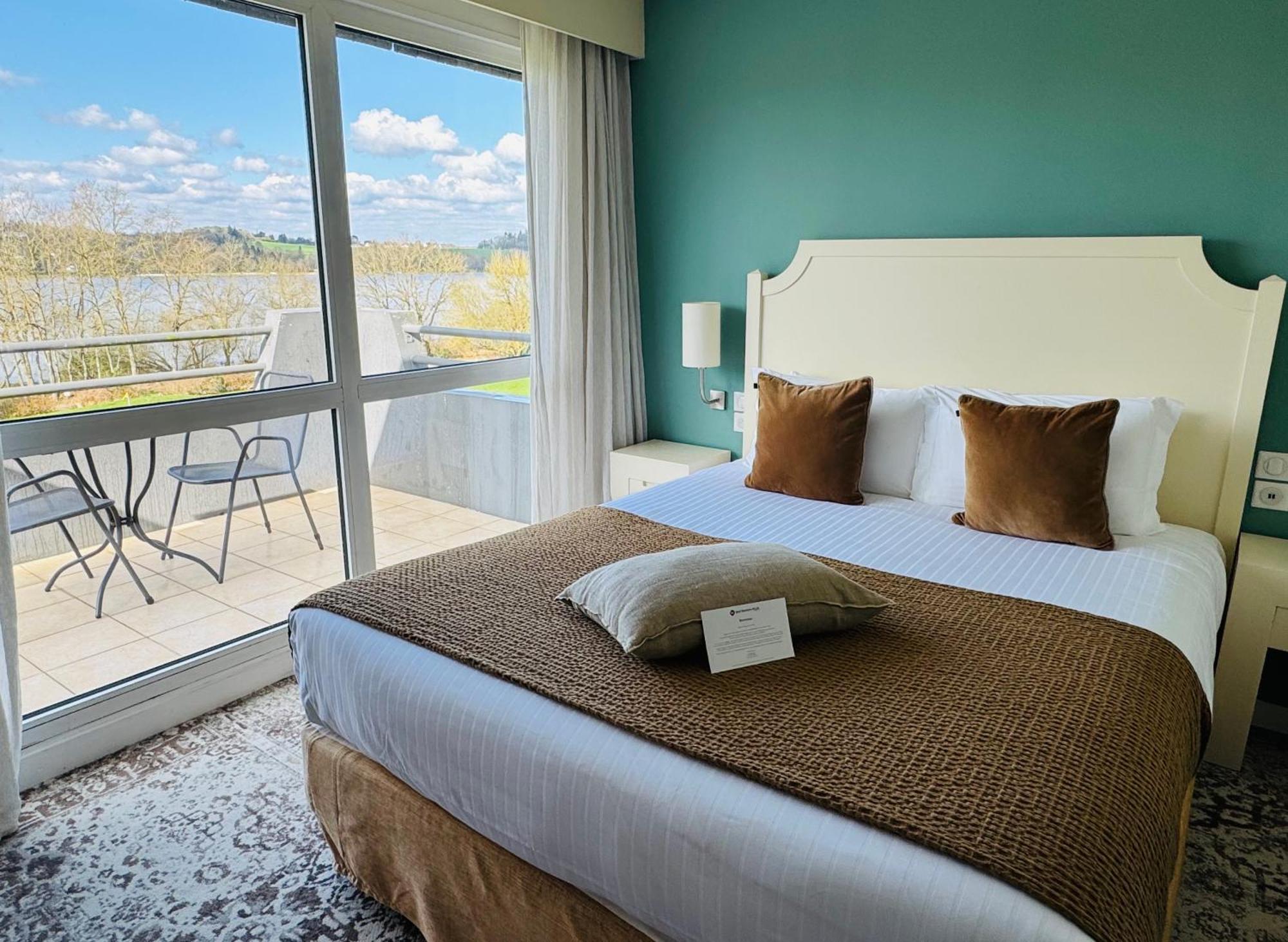 Best Western Plus Le Roi Arthur Hotel & Spa Ploërmel Dış mekan fotoğraf