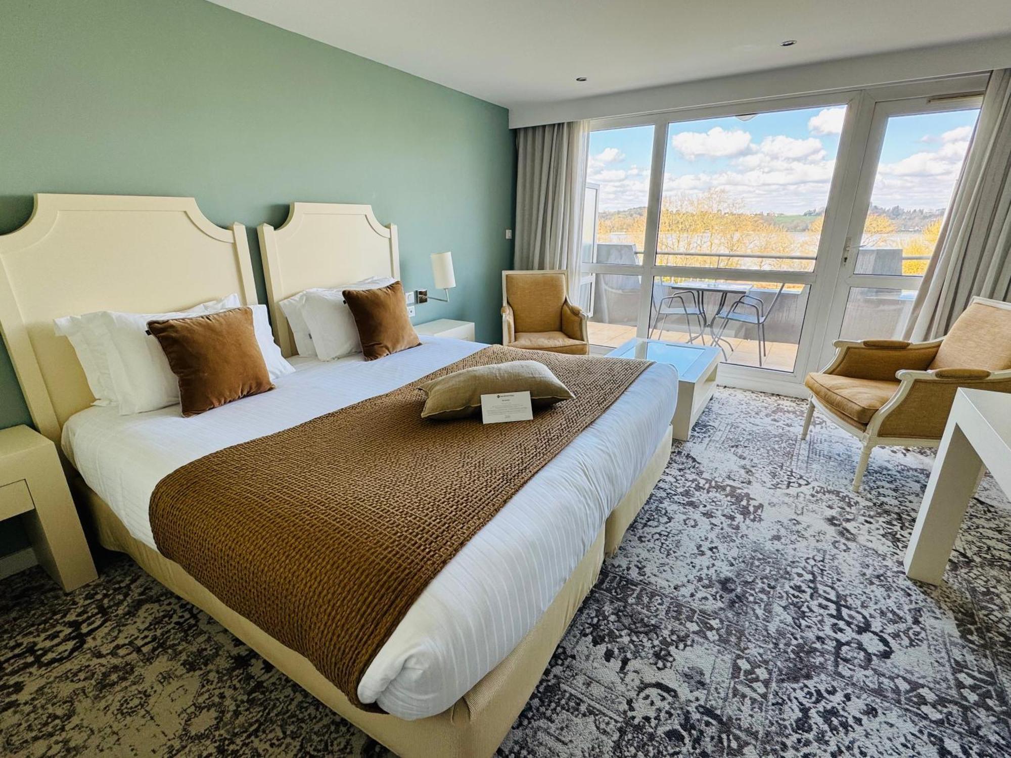 Best Western Plus Le Roi Arthur Hotel & Spa Ploërmel Dış mekan fotoğraf